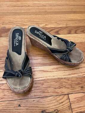 Sbicca of California Black Knotted Cork Wedge Sandals Size 8